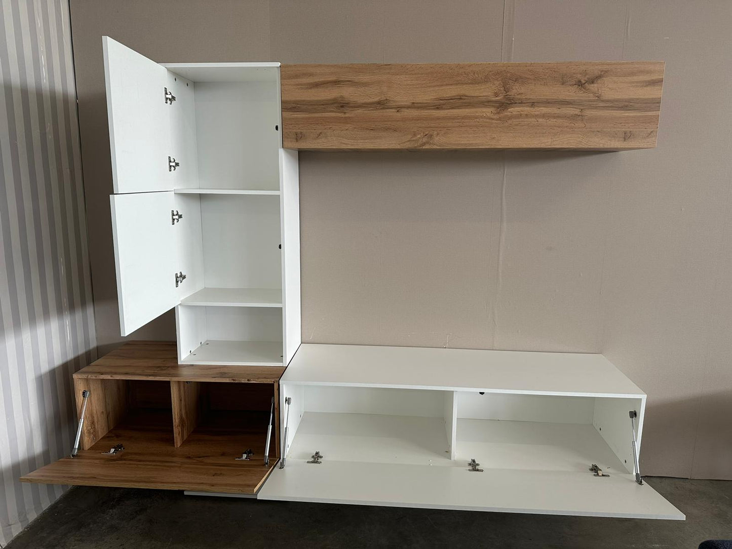 Living Design-e, alb și stejar Wotan, 240 x 196 cm